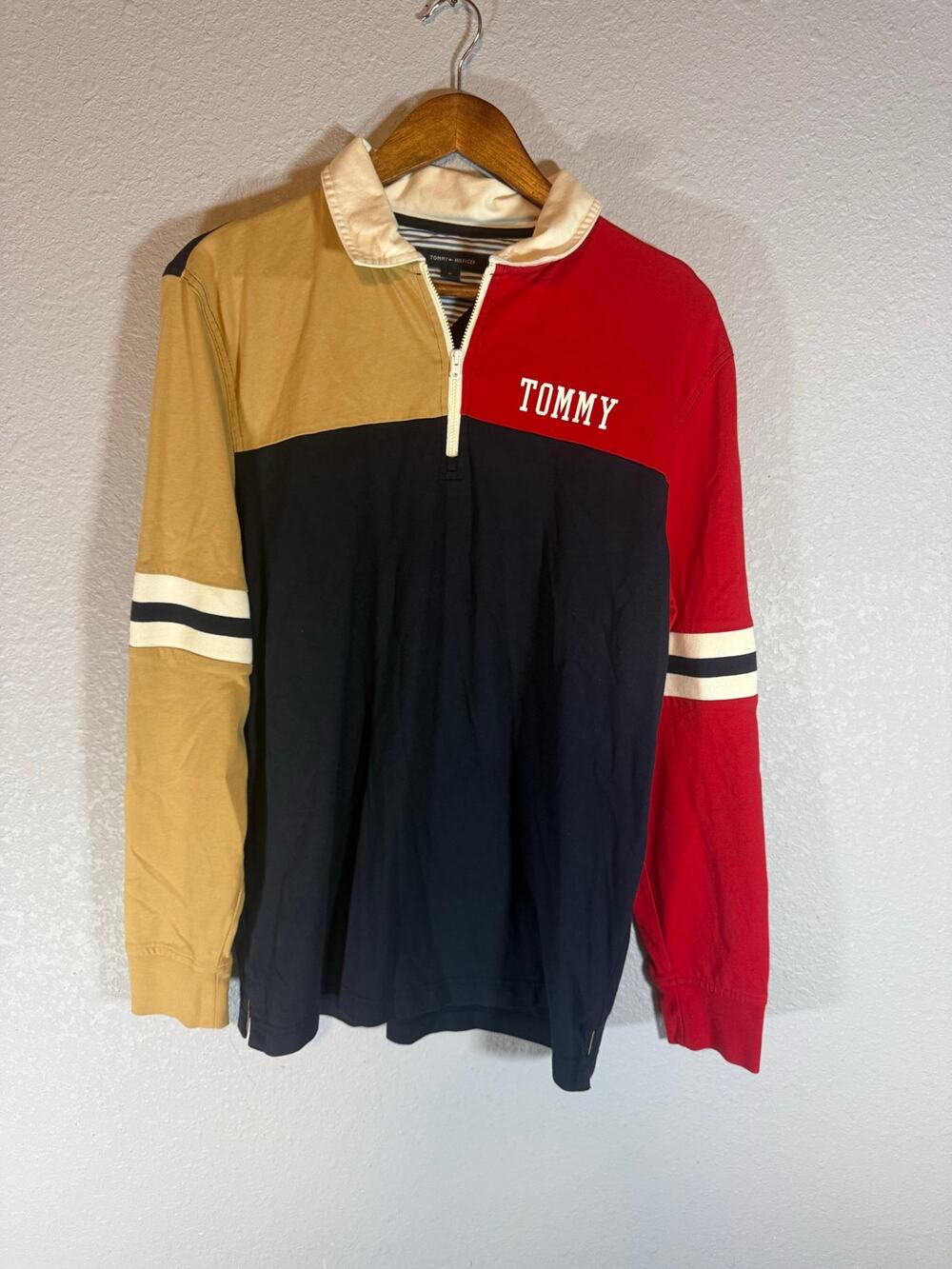 Tommy Hilfiger Mens Medium Colorblock Quarter Zip Rugby Big Back Logo